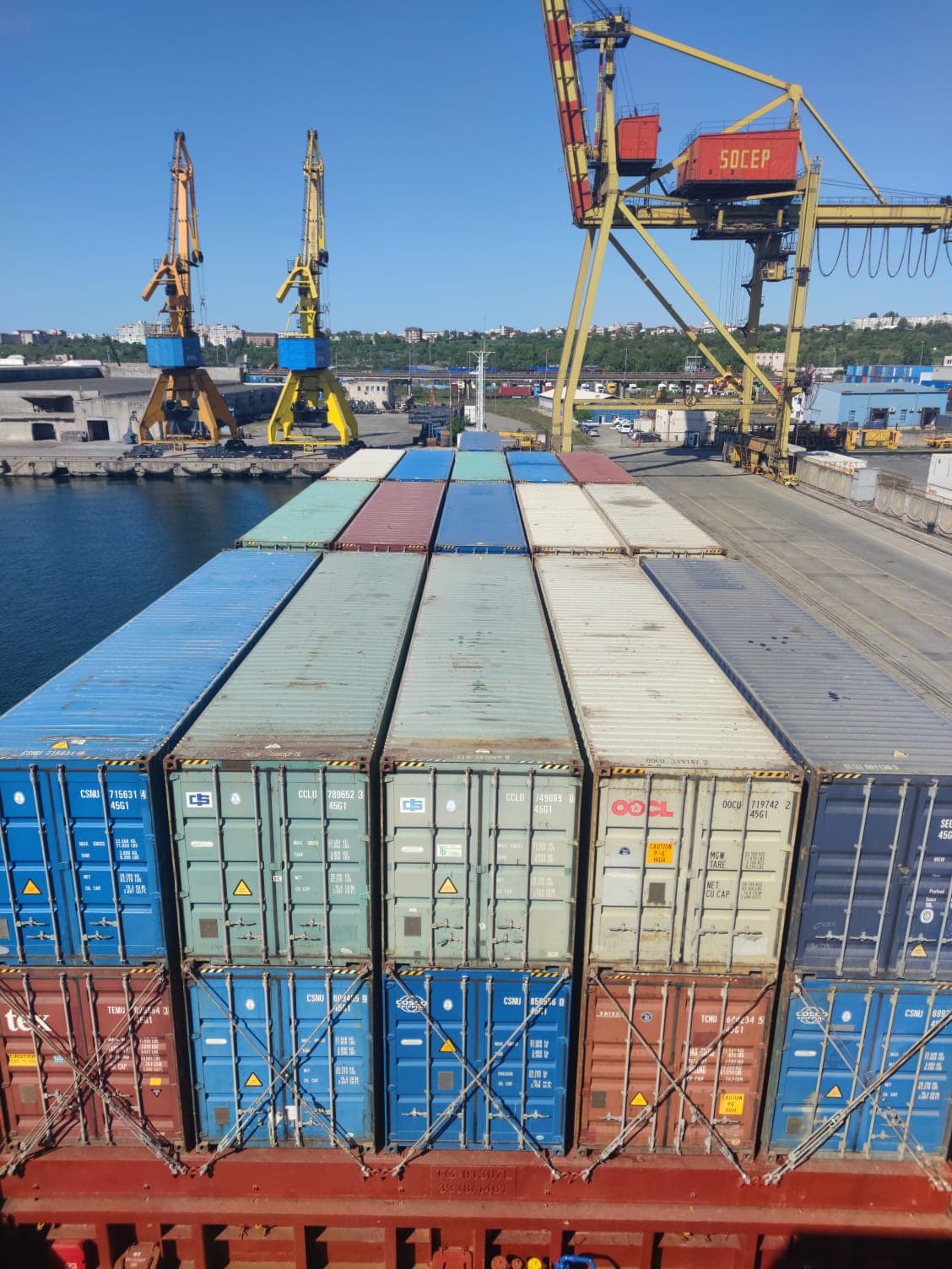 MV ECE Köstence açıklarında seyir hâlinde.